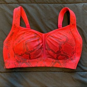Lululemon / Sports Bra / Size 36D